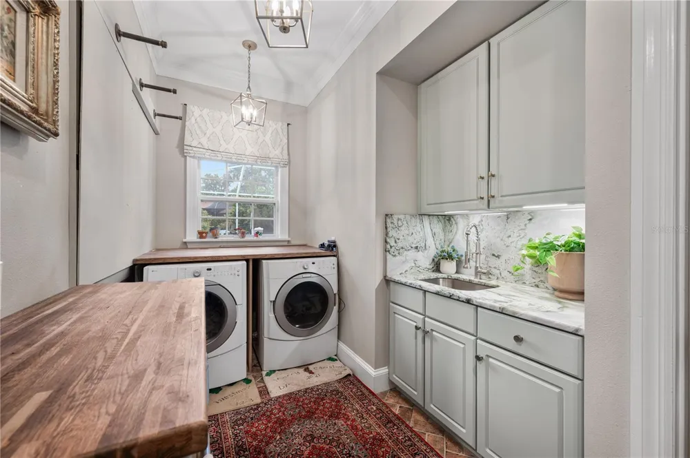 5120 LAKE IN THE WOODS BOULEVARD Lakeland, FL 33813