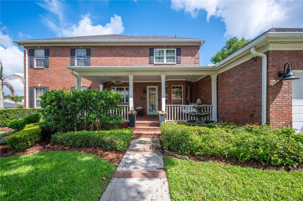 5120 LAKE IN THE WOODS BOULEVARD Lakeland, FL 33813