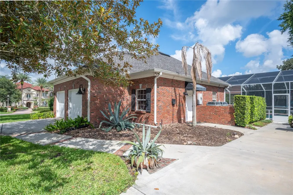 5120 LAKE IN THE WOODS BOULEVARD Lakeland, FL 33813