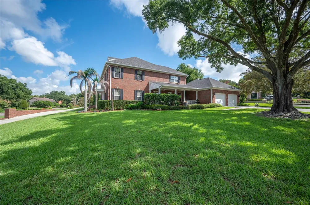 5120 LAKE IN THE WOODS BOULEVARD Lakeland, FL 33813