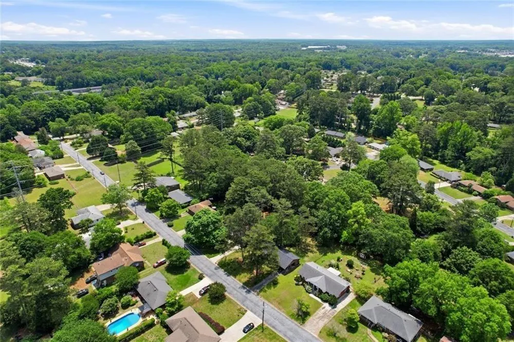 1902 Mural Circle Morrow, GA 30260