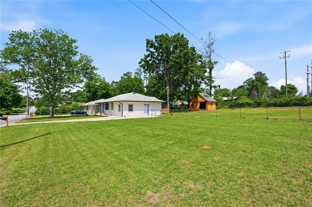 1902 Mural Circle Morrow, GA 30260