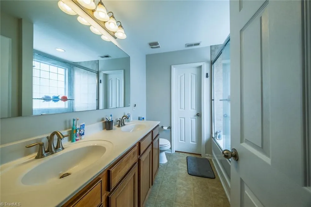4949 Old Towne Village Circle Pfafftown, NC 27040