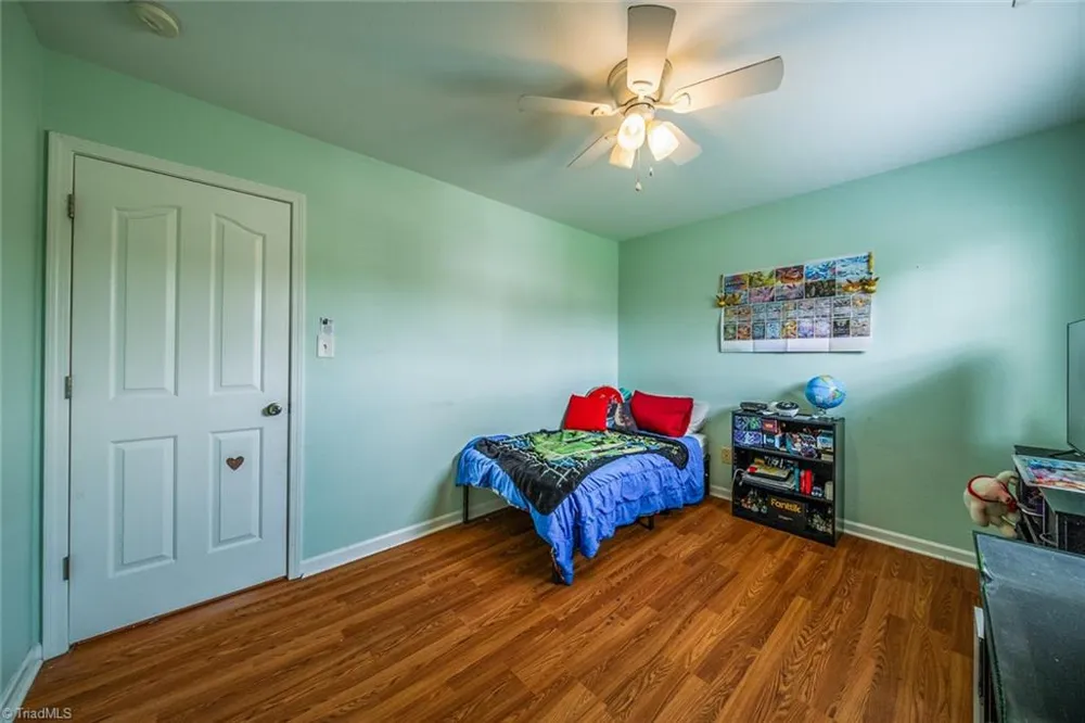 4949 Old Towne Village Circle Pfafftown, NC 27040