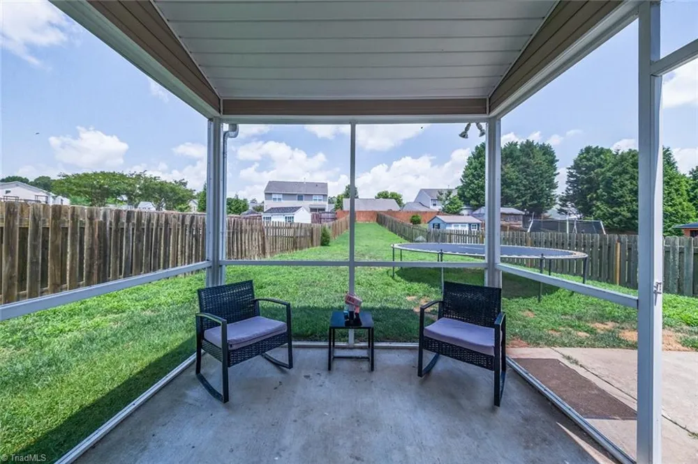 4949 Old Towne Village Circle Pfafftown, NC 27040