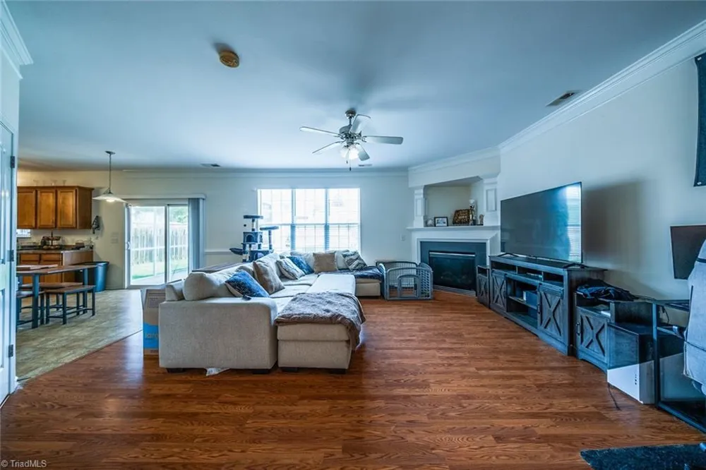 4949 Old Towne Village Circle Pfafftown, NC 27040