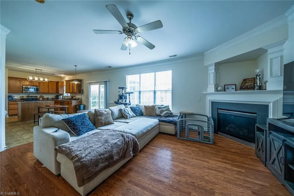 4949 Old Towne Village Circle Pfafftown, NC 27040