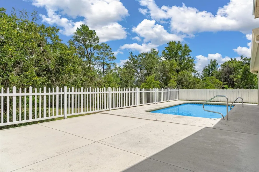 7335 BLACKBIRD AVENUE Weeki Wachee, FL 34613