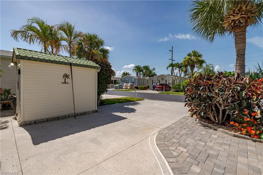 1146 Silver Lakes Boulevard Naples, FL 34114