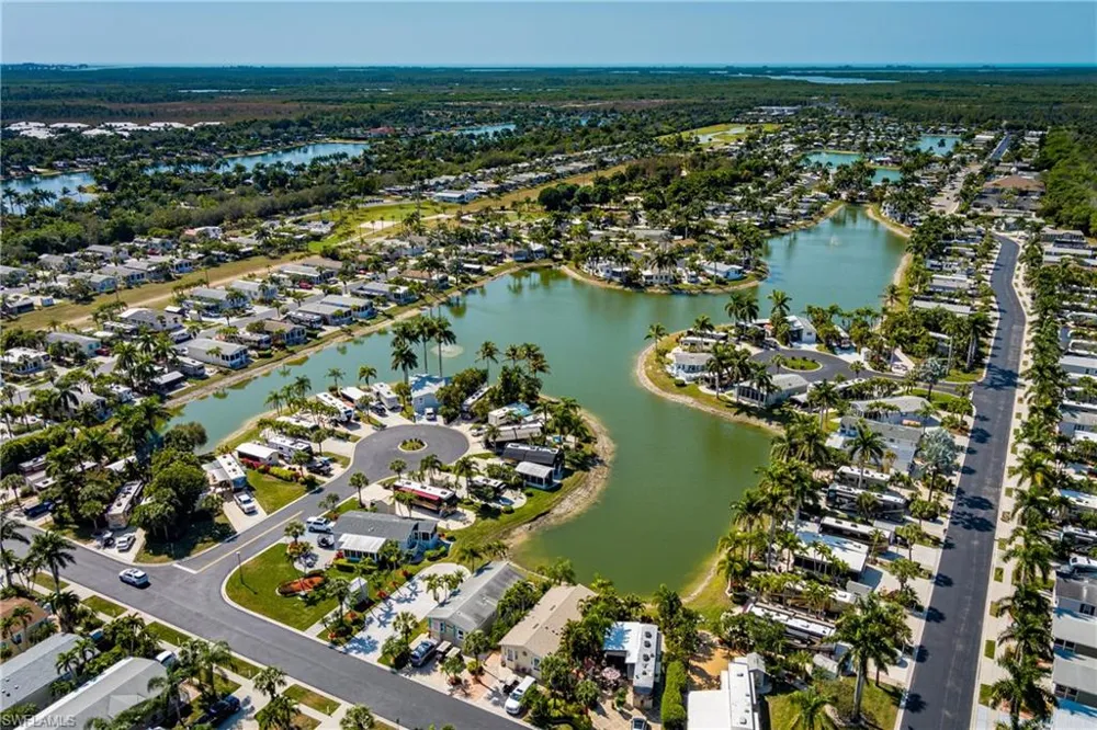 1146 Silver Lakes Boulevard Naples, FL 34114