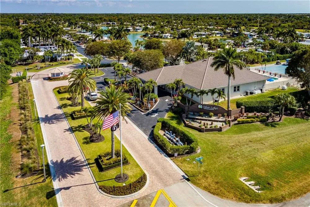 1146 Silver Lakes Boulevard Naples, FL 34114
