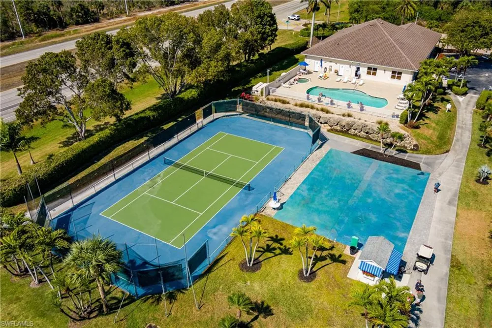 1146 Silver Lakes Boulevard Naples, FL 34114