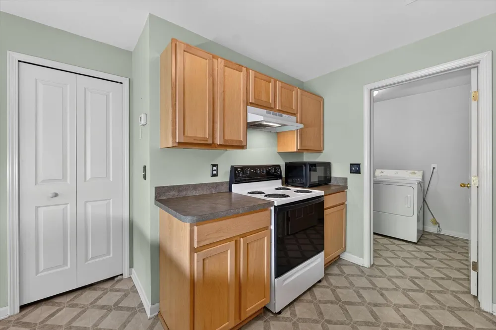 47881 Cardiff Avenue Canton, MI 48188