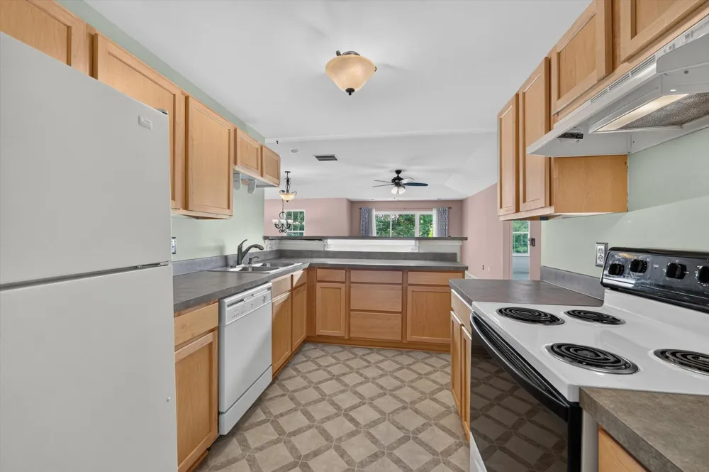 47881 Cardiff Avenue Canton, MI 48188