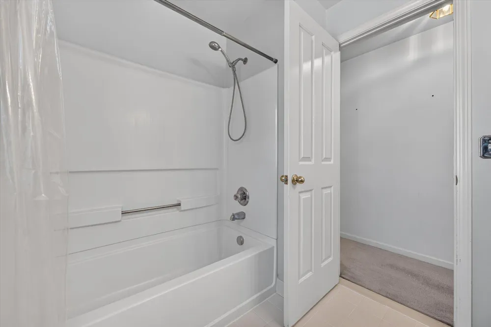 47881 Cardiff Avenue Canton, MI 48188