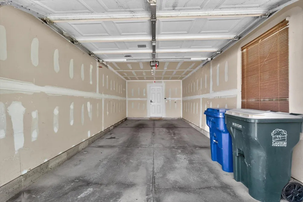 47881 Cardiff Avenue Canton, MI 48188