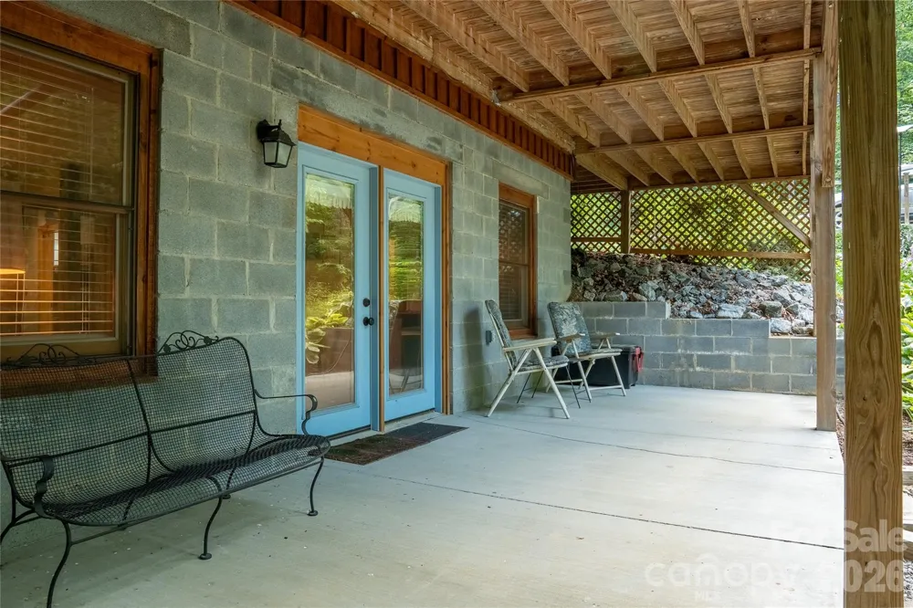 700 Howard Drive Lake Lure, NC 28746