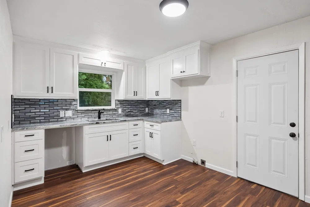 7705 Navajo Trail #7705 Lake Worth, TX 76135