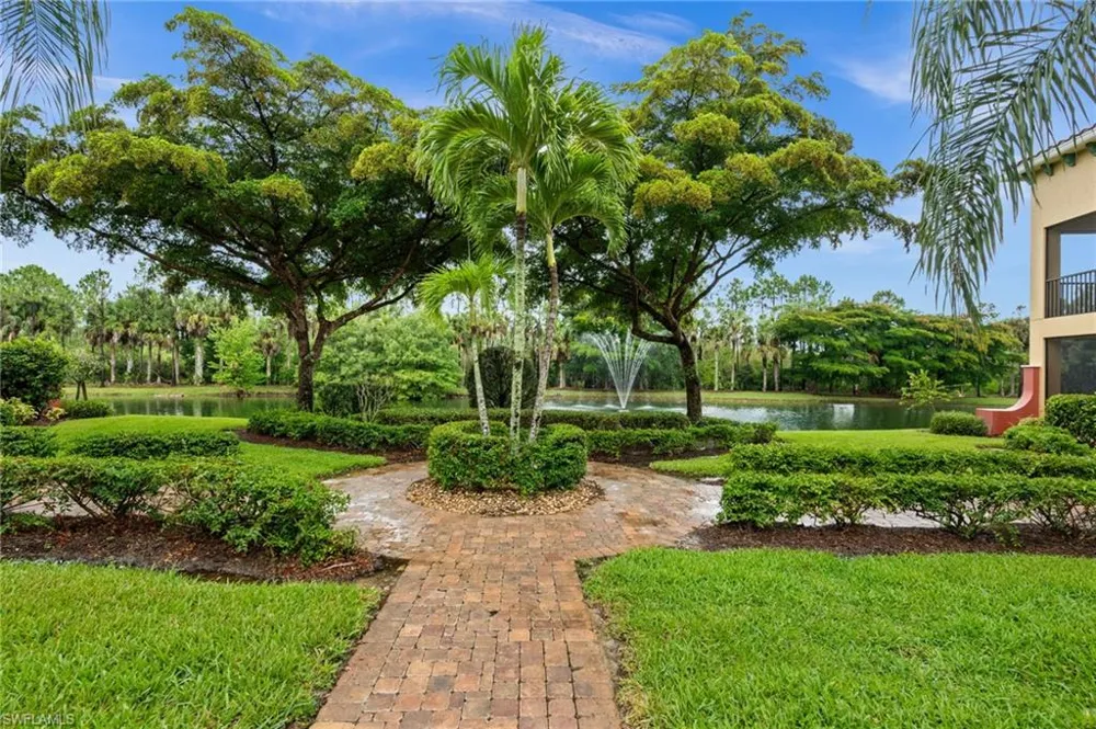 8641 Piazza Del Lago Circle #201 Estero, FL 33928