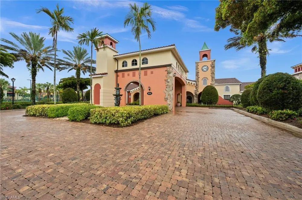 8641 Piazza Del Lago Circle #201 Estero, FL 33928