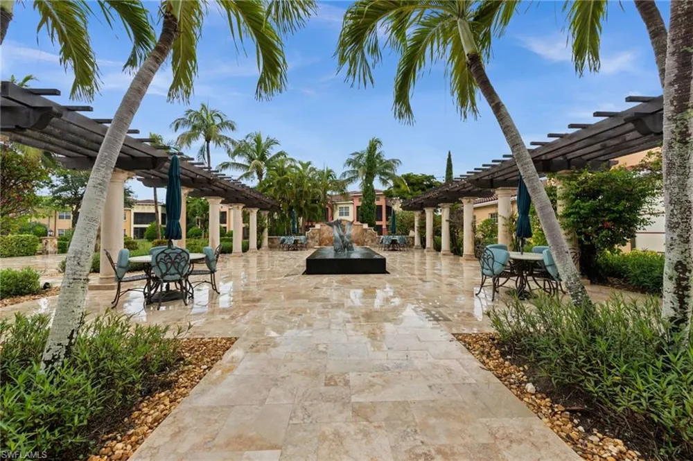 8641 Piazza Del Lago Circle #201 Estero, FL 33928