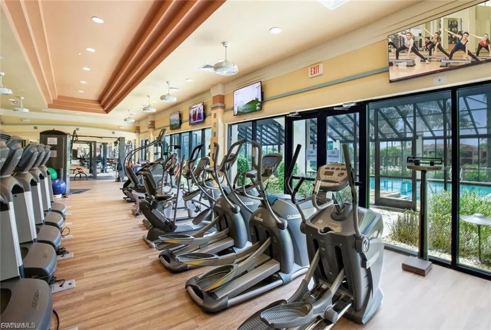 8641 Piazza Del Lago Circle #201 Estero, FL 33928