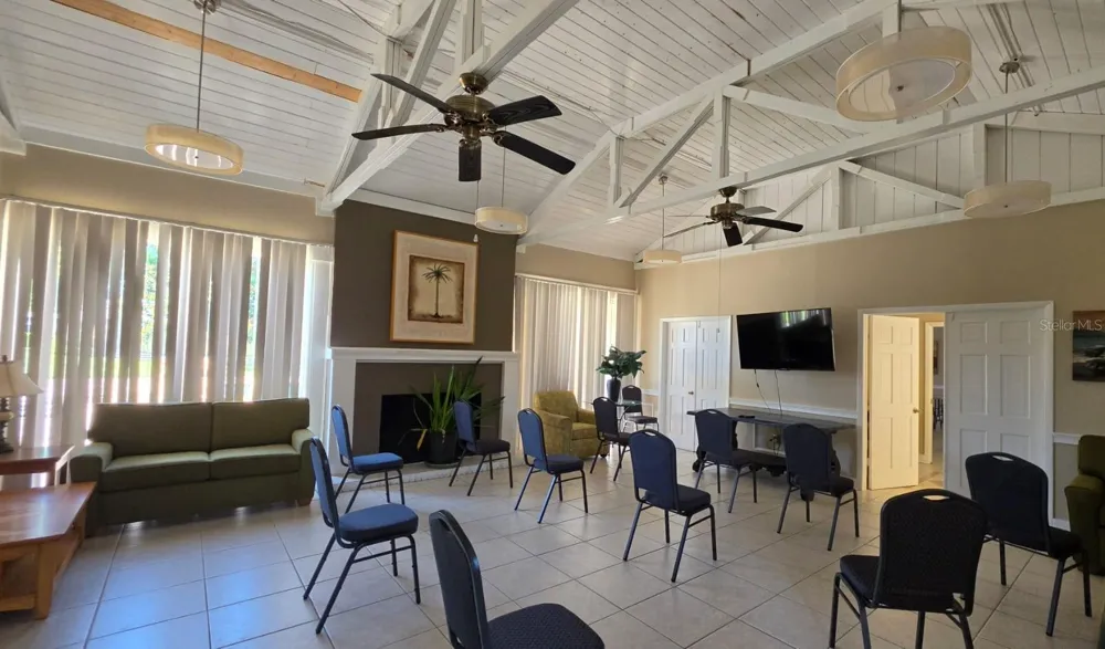 550 WINDMEADOWS STREET #550 Altamonte Springs, FL 32701