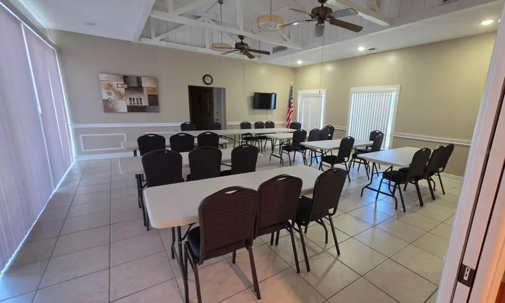550 WINDMEADOWS STREET #550 Altamonte Springs, FL 32701