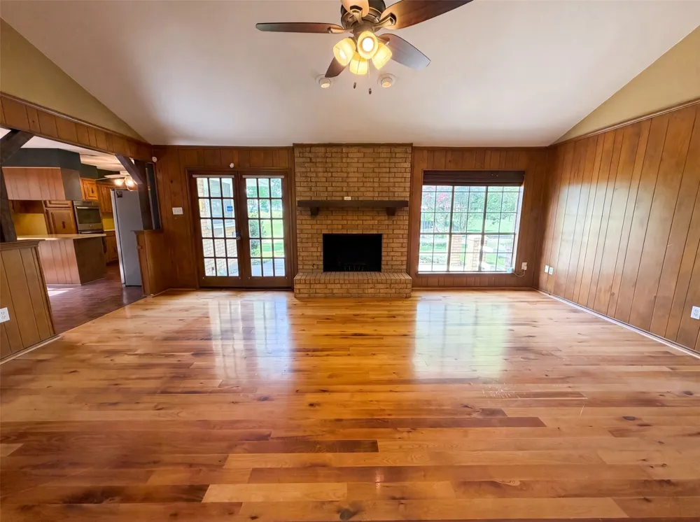 100 Dubb Lane Red Oak, TX 75154
