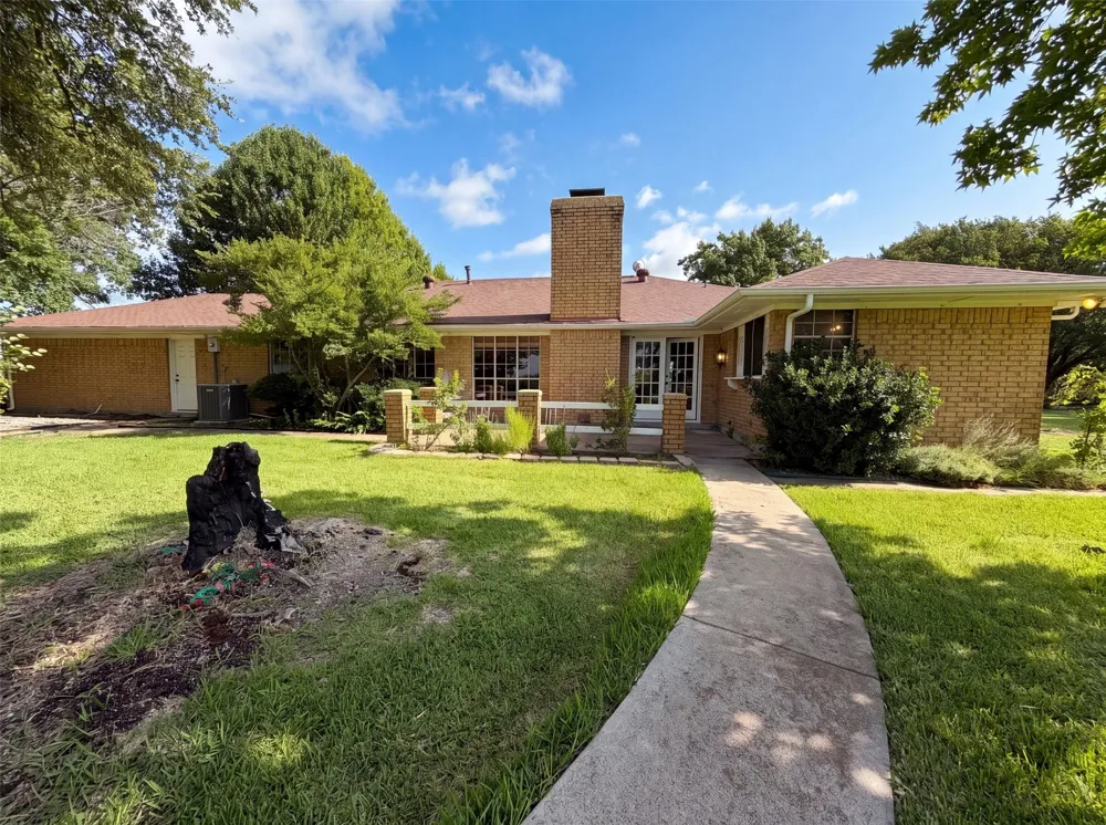 100 Dubb Lane Red Oak, TX 75154