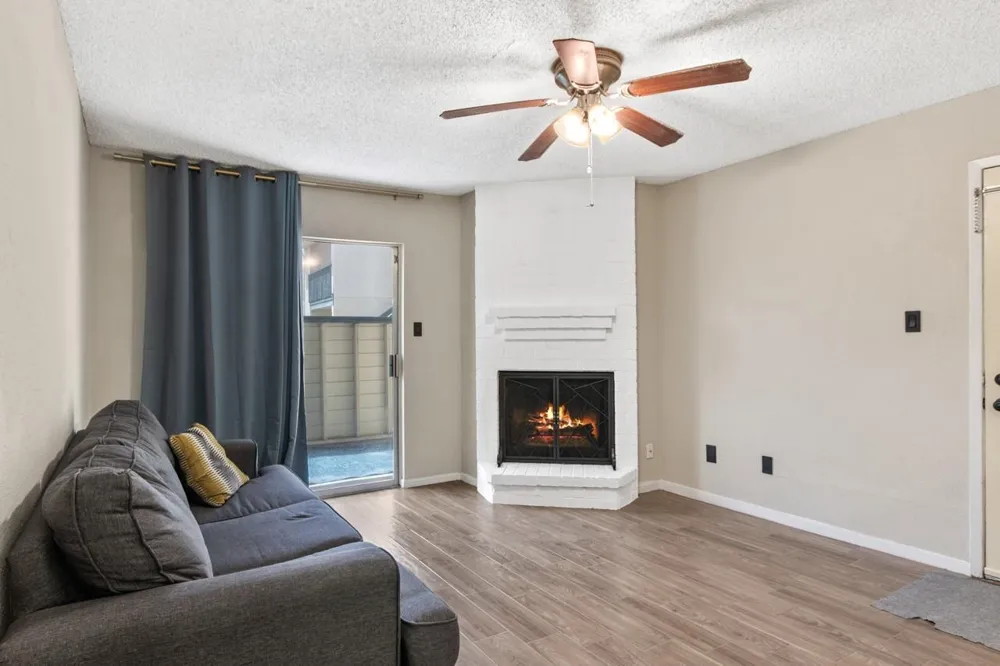 250 El Dorado Boulevard #259 Webster, TX 77598