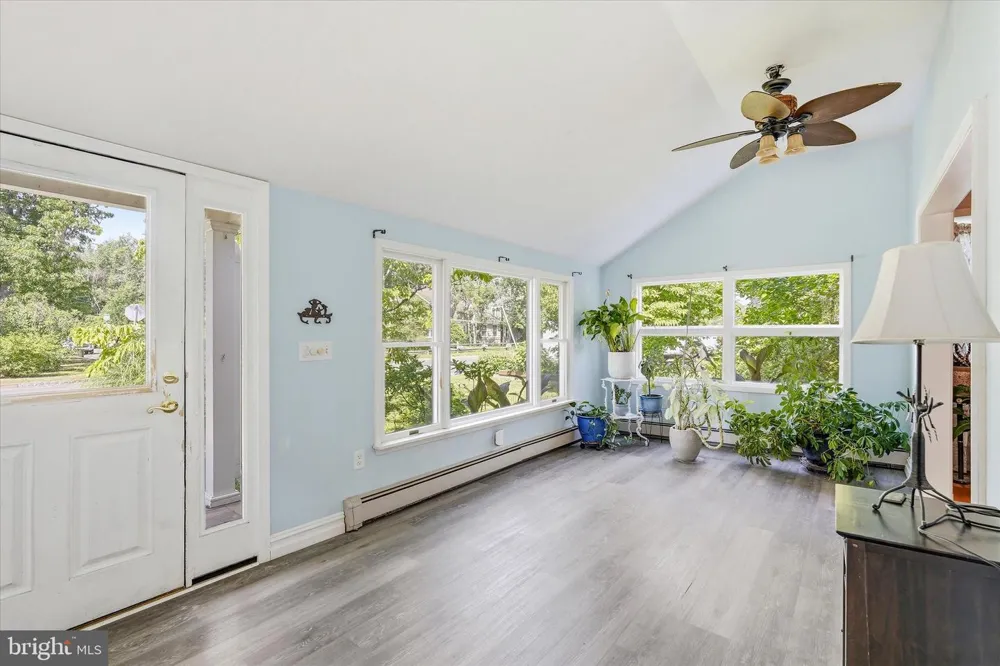 510 LAKESIDE DRIVE N Forked River, NJ 08731