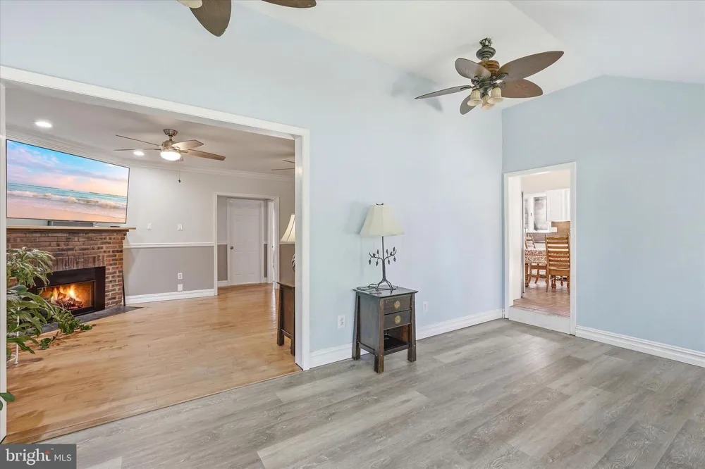 510 LAKESIDE DRIVE N Forked River, NJ 08731