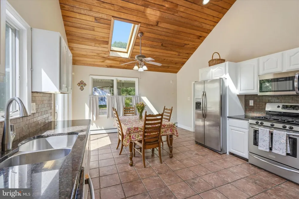 510 LAKESIDE DRIVE N Forked River, NJ 08731