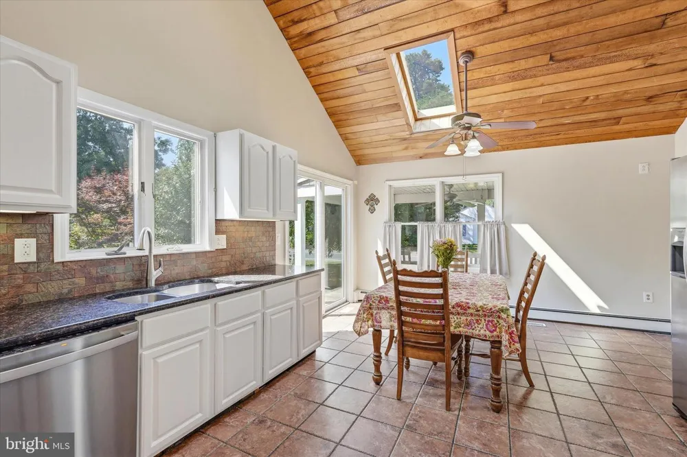 510 LAKESIDE DRIVE N Forked River, NJ 08731