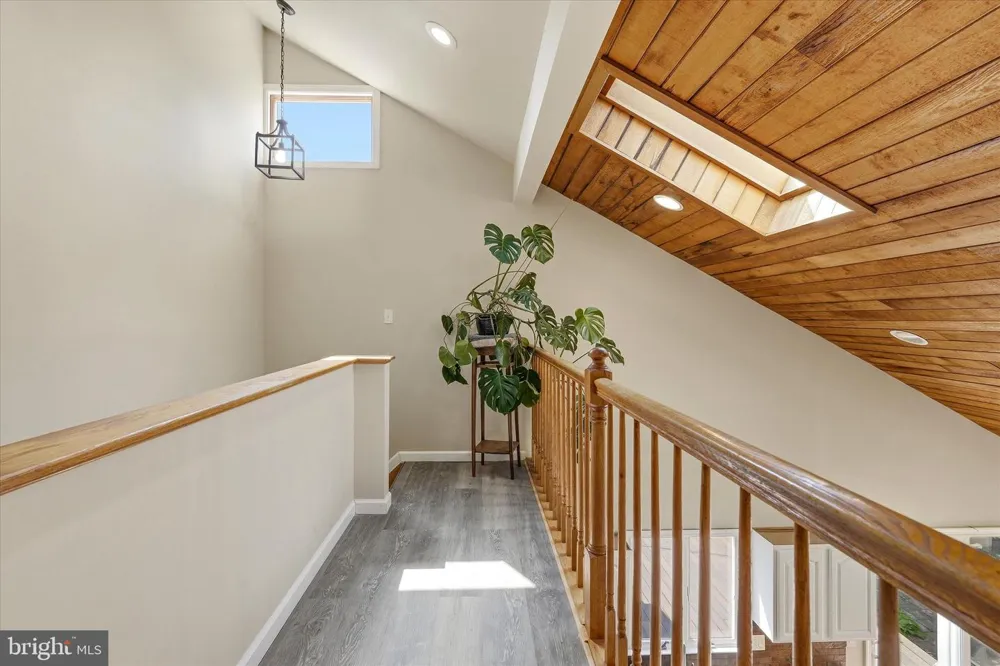 510 LAKESIDE DRIVE N Forked River, NJ 08731