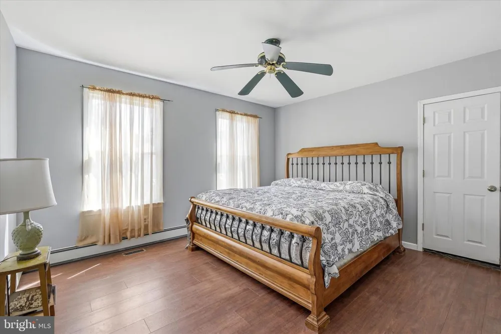 510 LAKESIDE DRIVE N Forked River, NJ 08731
