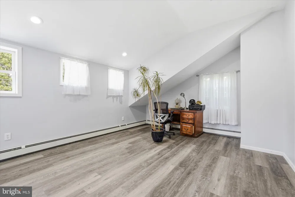 510 LAKESIDE DRIVE N Forked River, NJ 08731