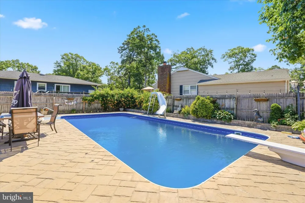 510 LAKESIDE DRIVE N Forked River, NJ 08731