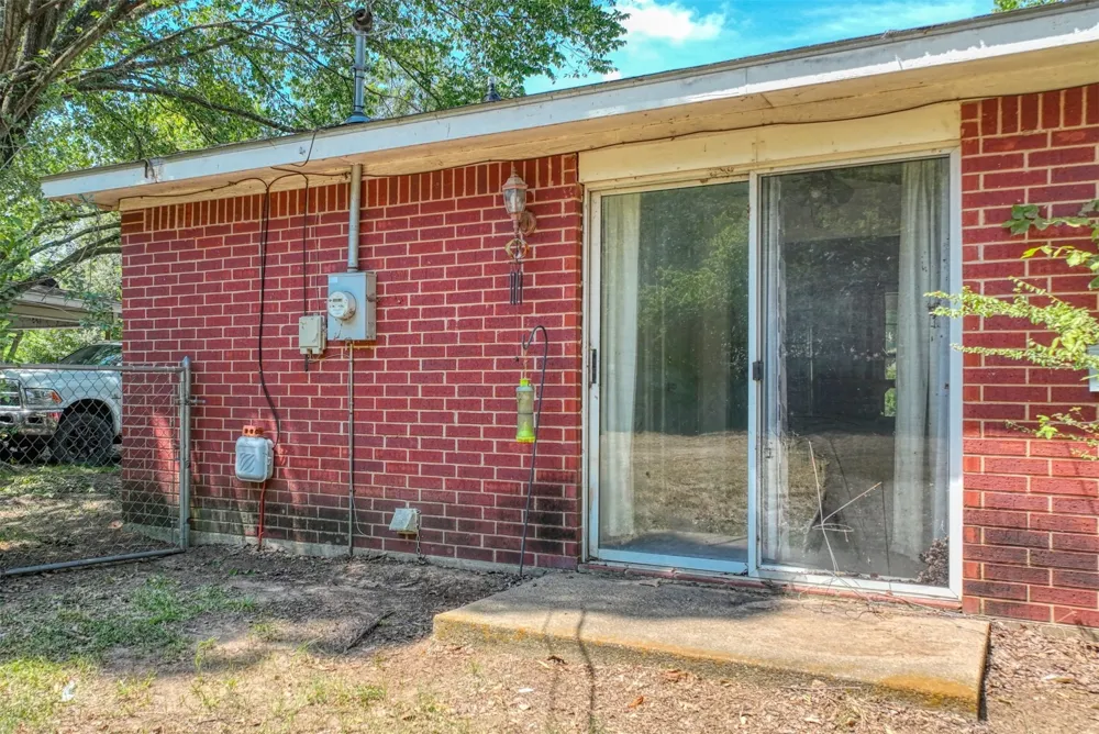 808 Wright Avenue Kerens, TX 75144