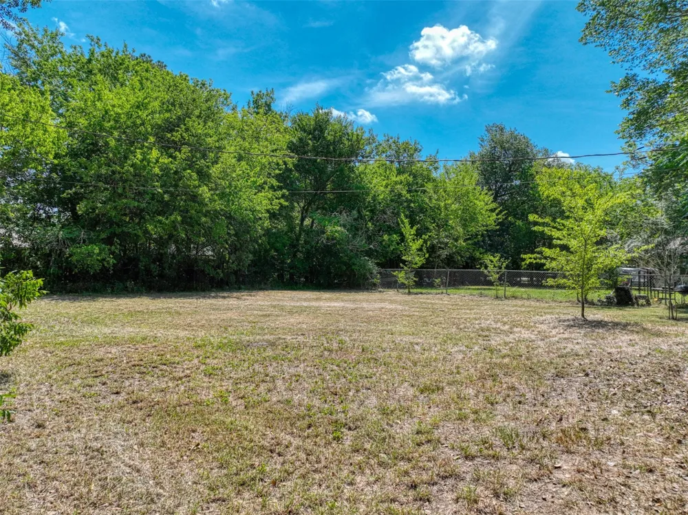 808 Wright Avenue Kerens, TX 75144