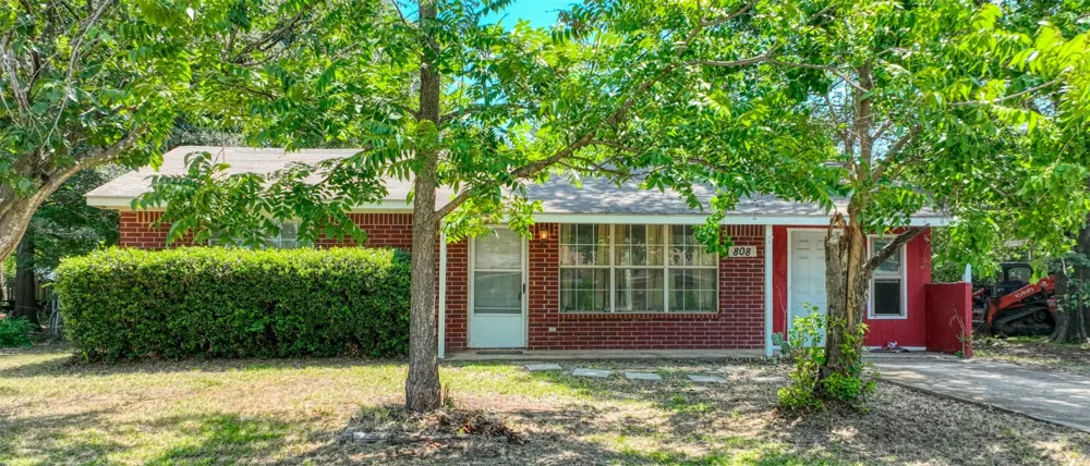 808 Wright Avenue Kerens, TX 75144