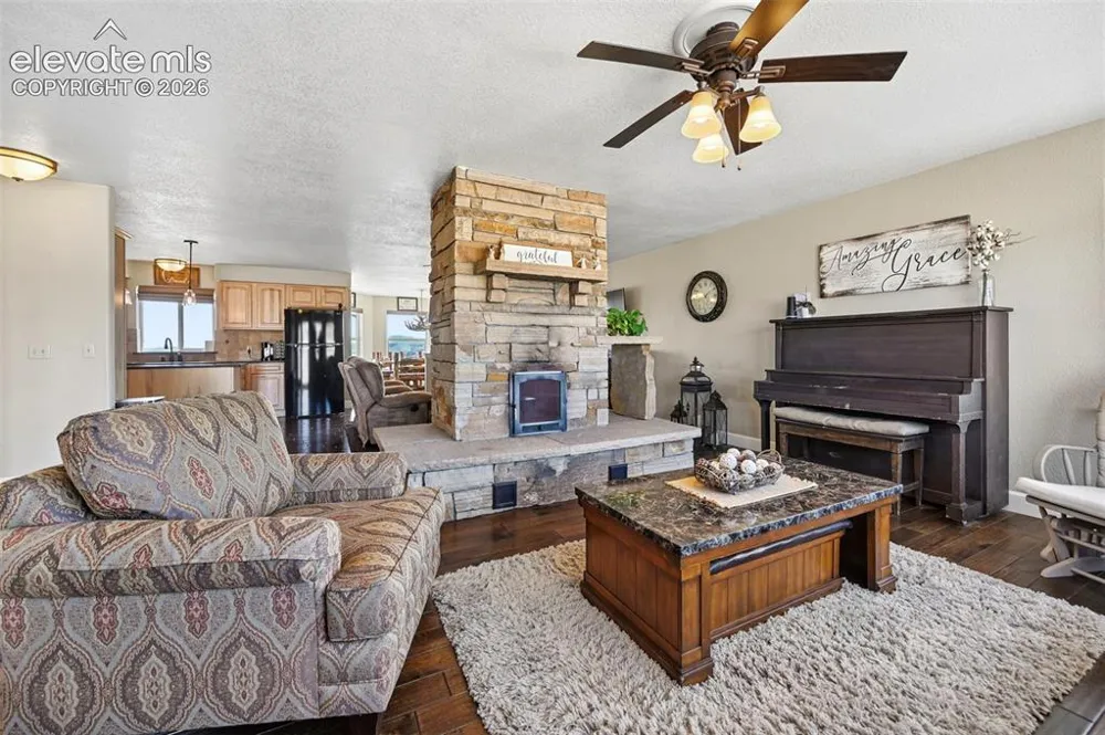 74 Dwyer Trail Hartsel, CO 80449