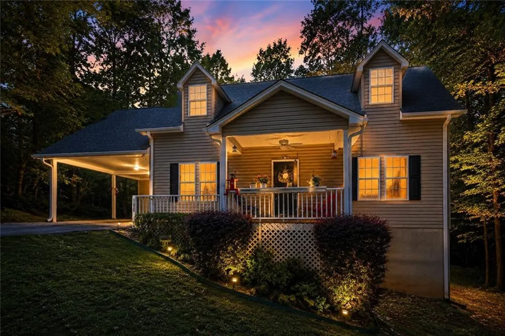 188 Seaborn Drive Cleveland, GA 30528
