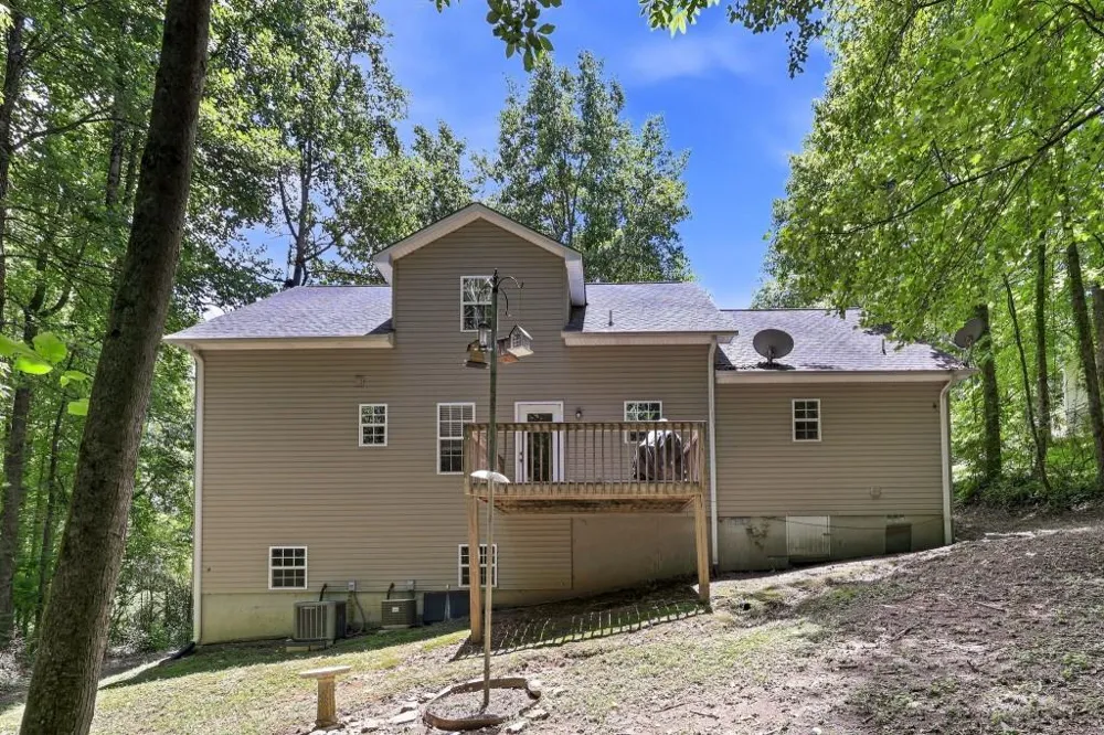 188 Seaborn Drive Cleveland, GA 30528