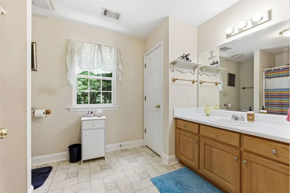 188 Seaborn Drive Cleveland, GA 30528