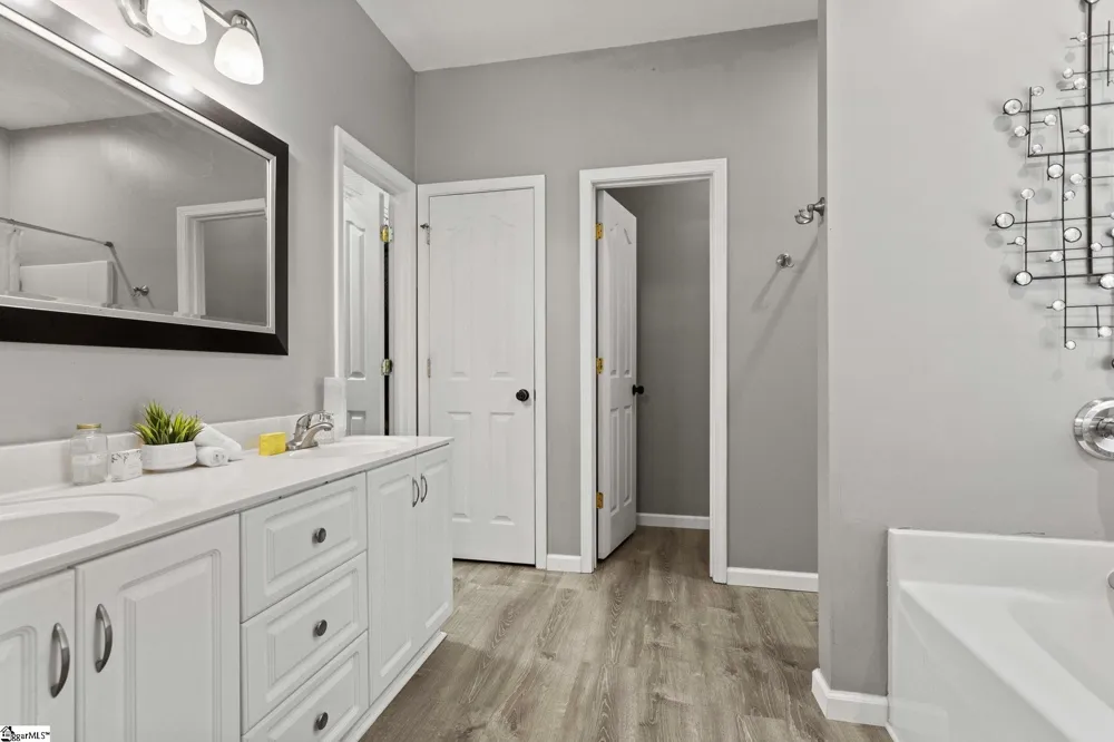 412 Ashley Oaks Drive Moore, SC 29369