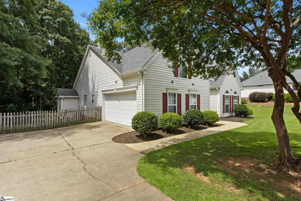 412 Ashley Oaks Drive Moore, SC 29369