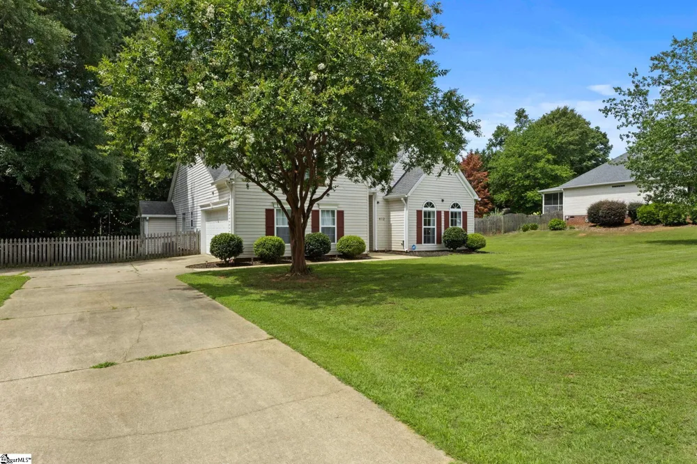 412 Ashley Oaks Drive Moore, SC 29369