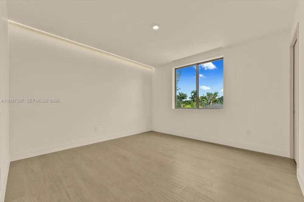 7701 Coquina Drive North Bay Village, FL 33141